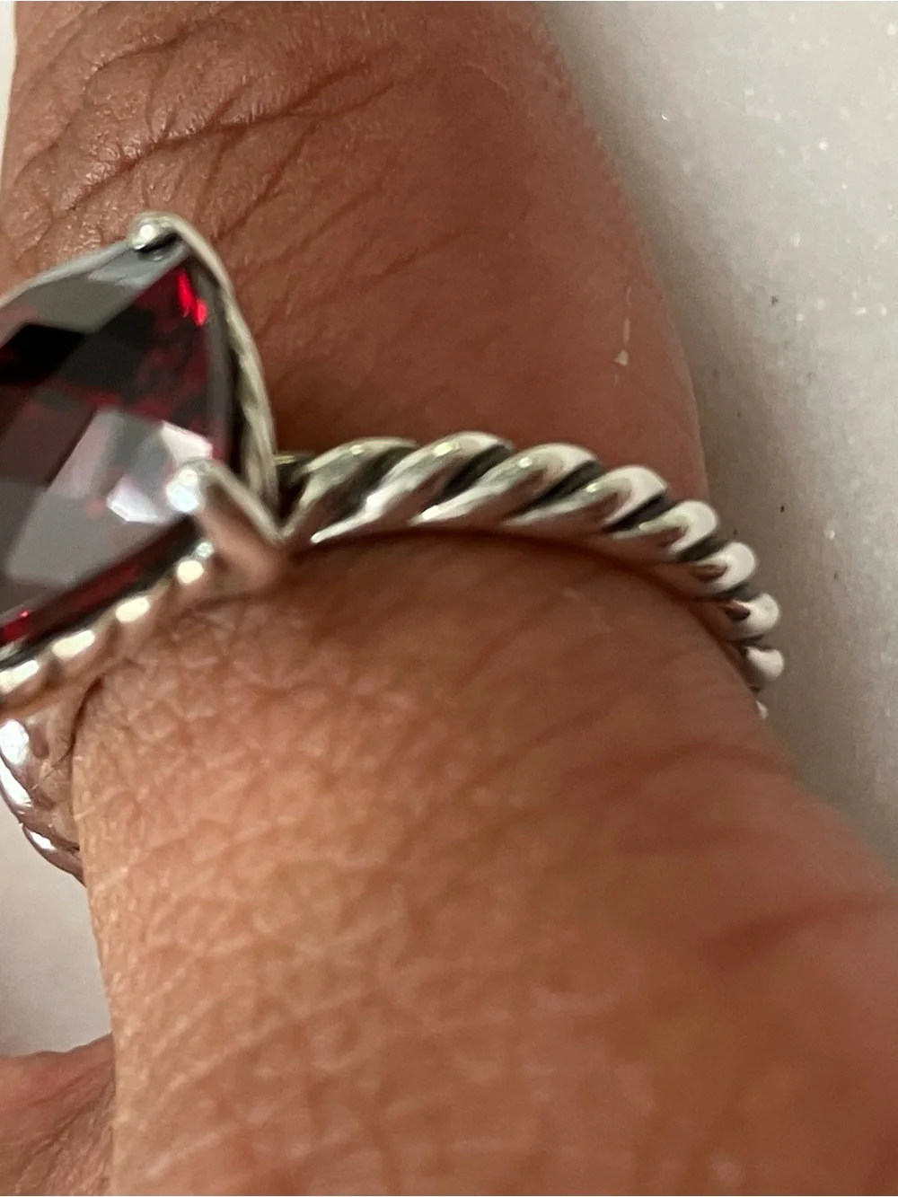 David Yurman Cable Ring with Garnet in sterling silver 925 size 7